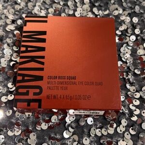 IL Makiage Color Boss Trendsetter Squad Eyeshadow
